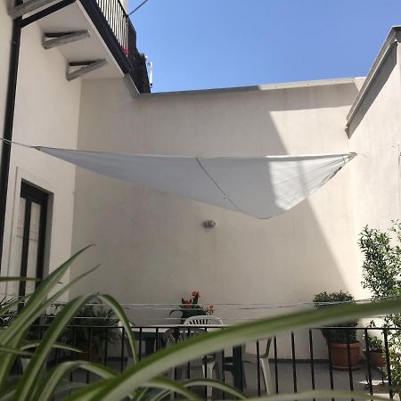 Chez Claudia - Relax In Catania City Center Catânia Exterior foto