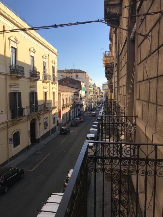 Chez Claudia - Relax In Catania City Center Catânia Exterior foto