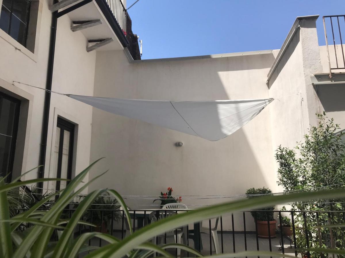 Chez Claudia - Relax In Catania City Center Catânia Exterior foto
